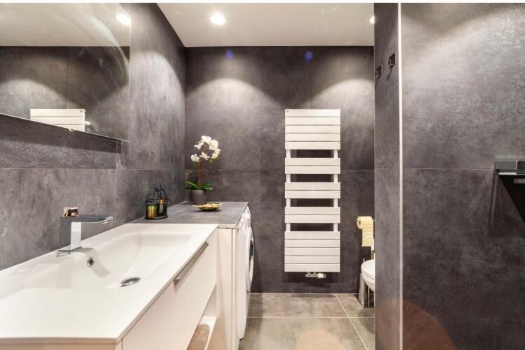 Cozy Apartment In ブリュッセル エクステリア 写真
